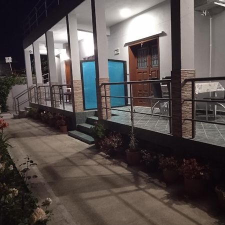 Vila N Dervishi Vlorë 外观 照片