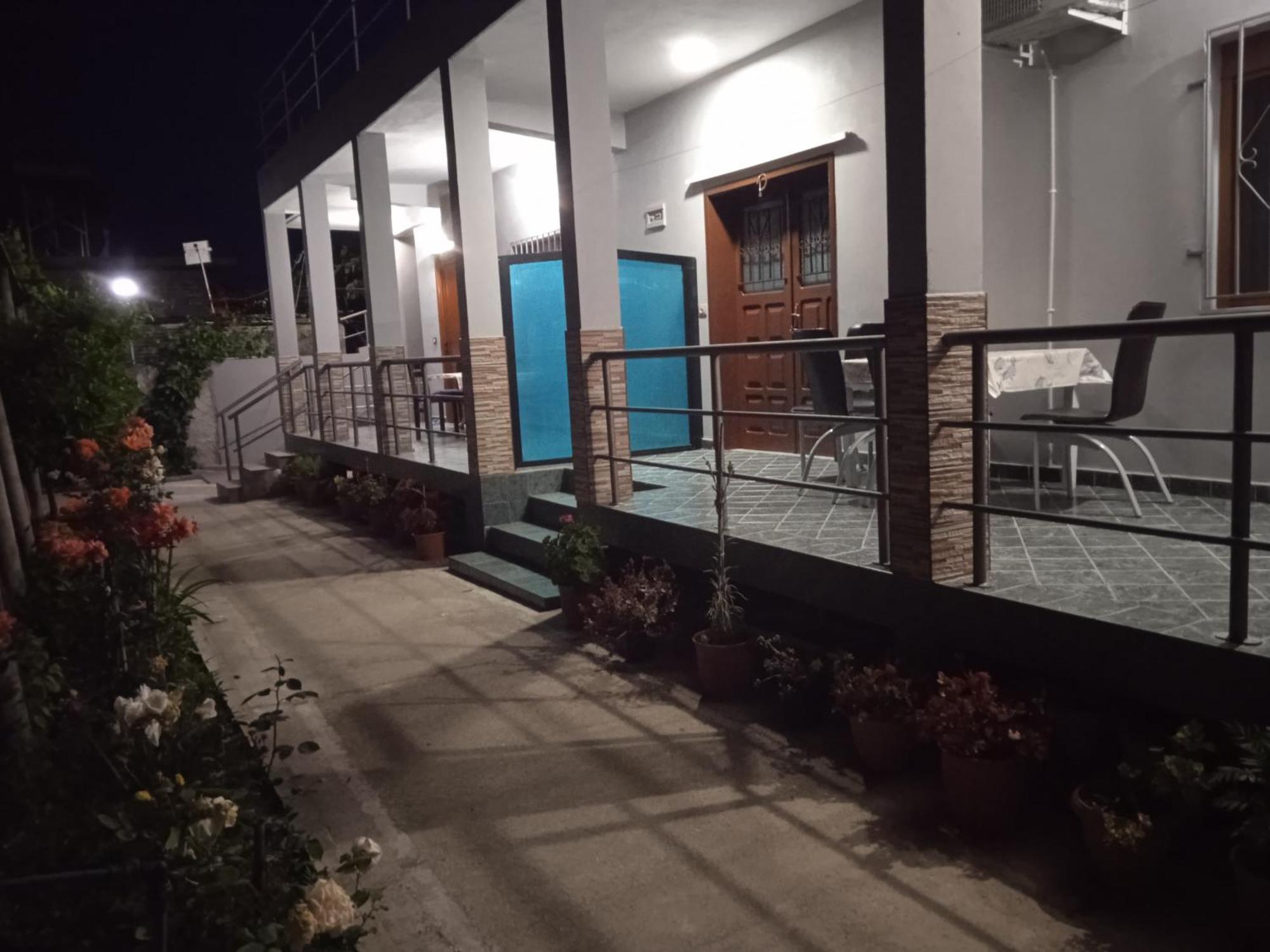 Vila N Dervishi Vlorë 外观 照片