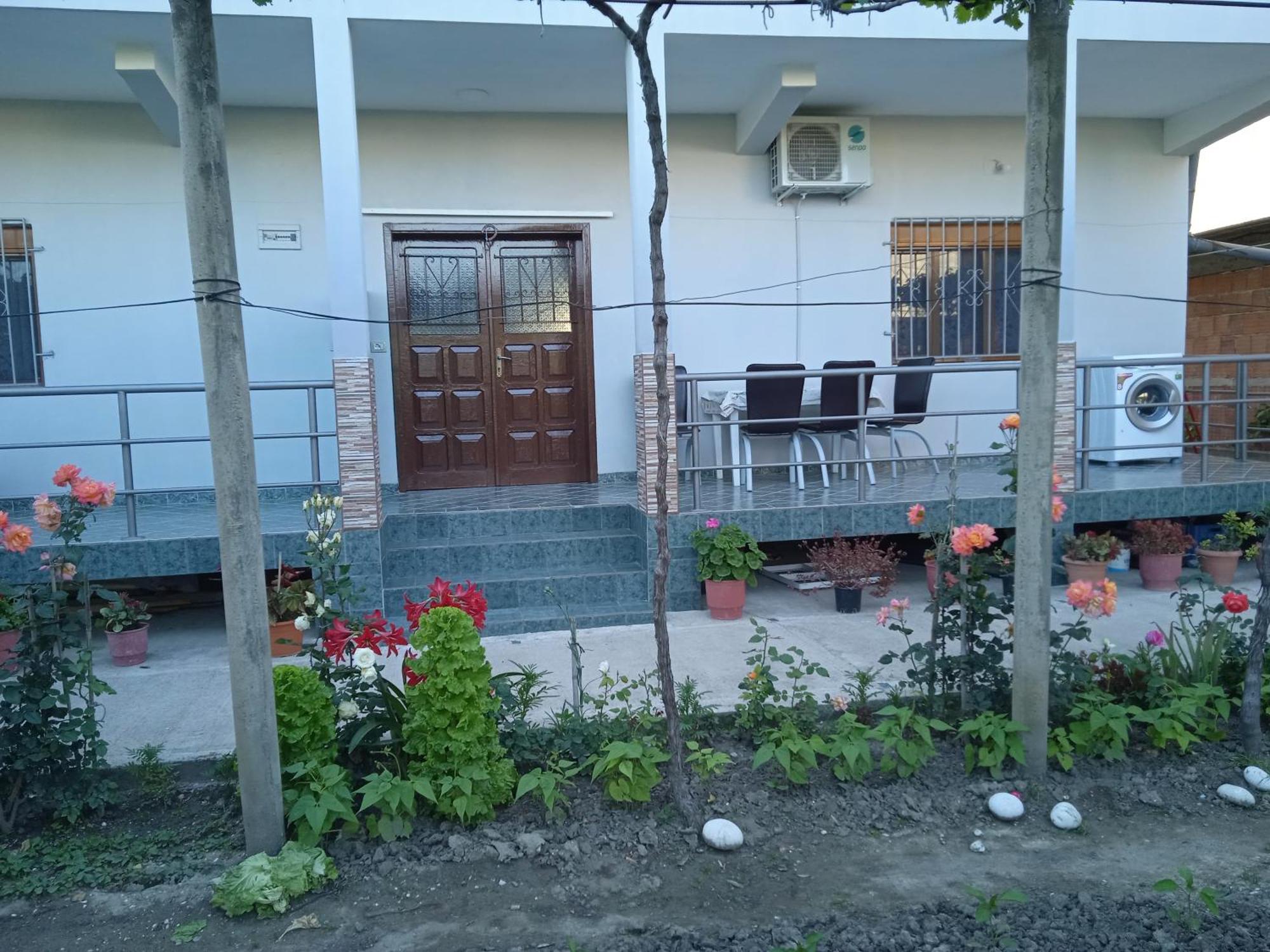 Vila N Dervishi Vlorë 外观 照片