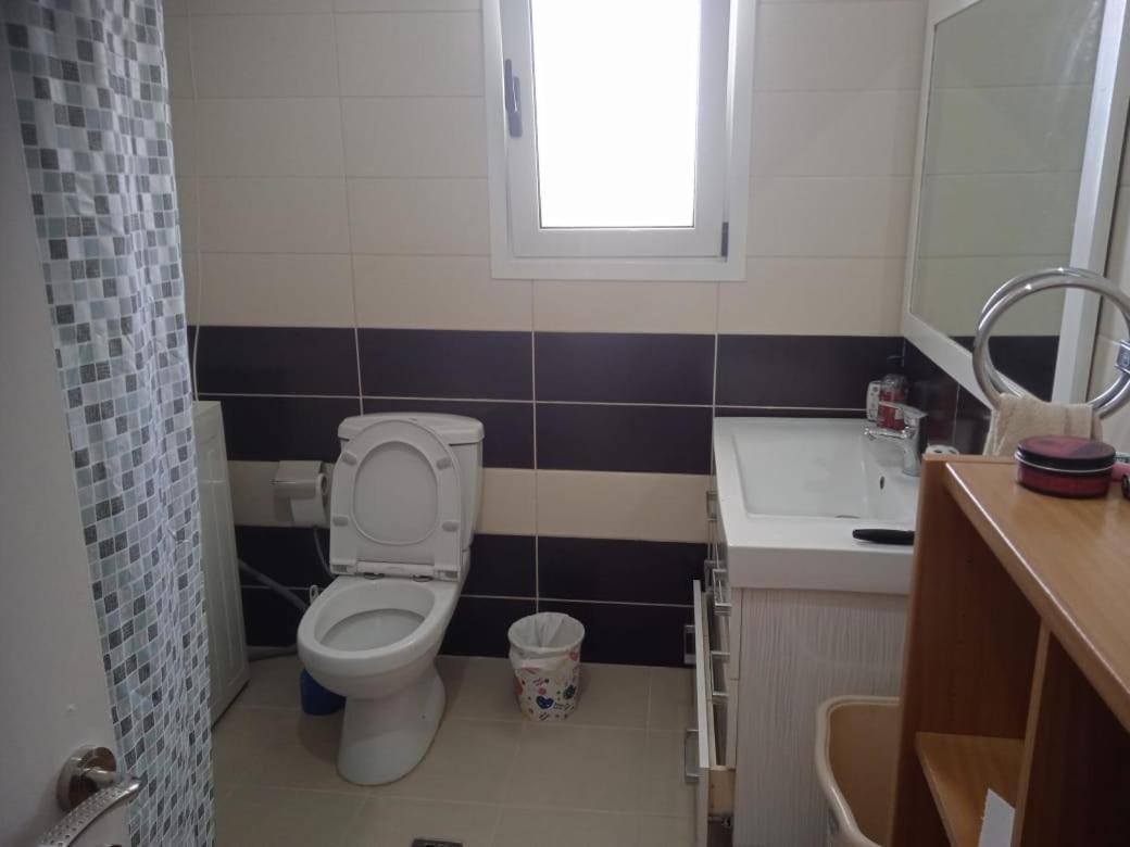 Vila N Dervishi Vlorë 外观 照片
